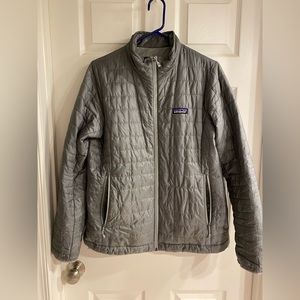 Patagonia Size Large Women’s Nano Puff Jacket - Gray